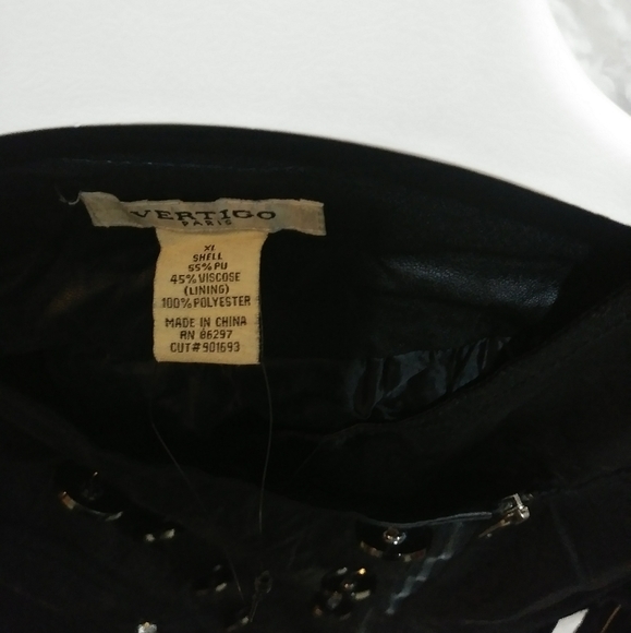 🔽$100 - NWT Vertigo Paris faux leather jacket - Picture 4 of 4